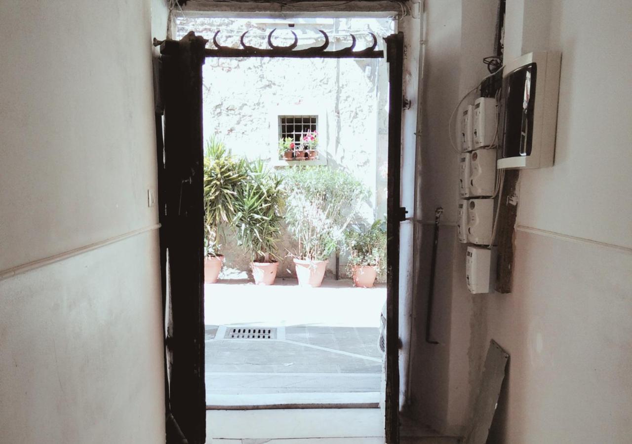 Casa Artisti Apartman Carrara Kültér fotó